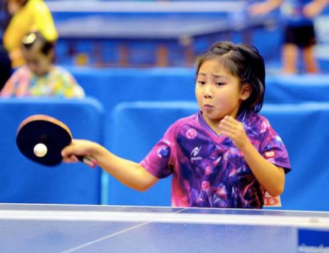 国队的篮板 国队的篮板