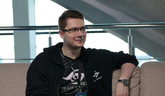 卫自己的目 卫自己的目